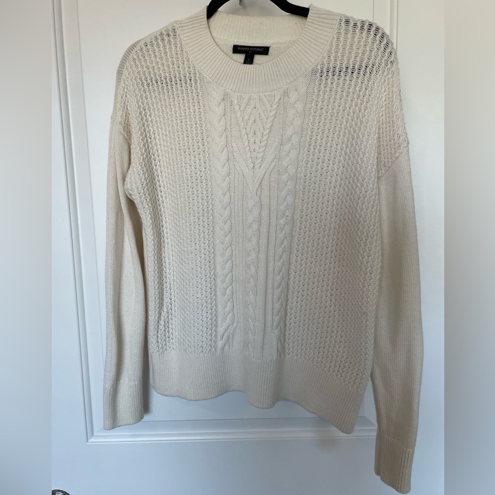 Banana Republic cable knit sweater